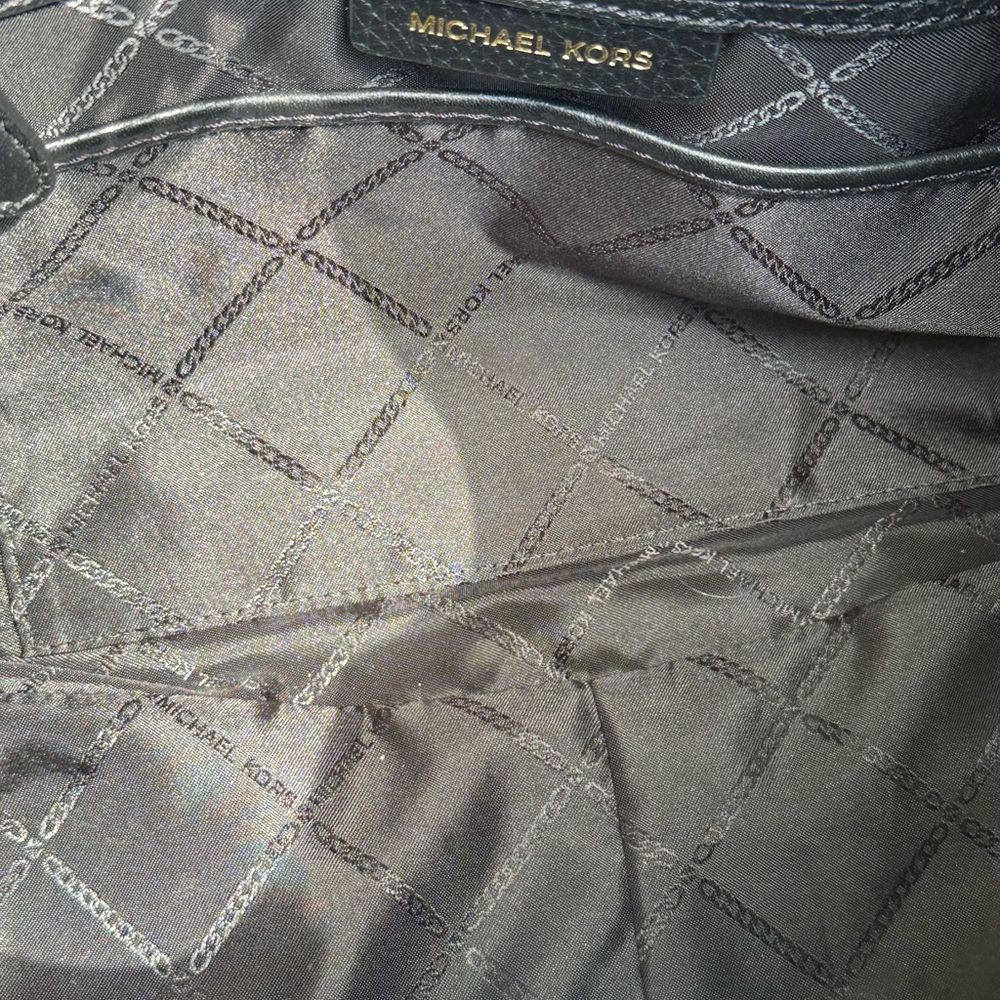Michael Kors Black Hobo Bag with Textured Leather very good condition. - Picture 10 of 17